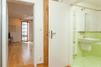 Pronájem bytu 1+kk v osobním vlastnictví 32 m², Praha 10 - Záběhlice