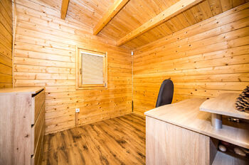 Pokoj - Prodej pozemku 36170 m², Dřetovice