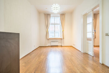 Pronájem bytu 2+1 v osobním vlastnictví 53 m², Praha 2 - Vinohrady