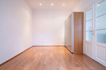 Pronájem bytu 2+1 v osobním vlastnictví 53 m², Praha 2 - Vinohrady