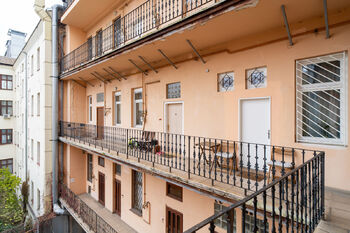 Pronájem bytu 2+1 v osobním vlastnictví 53 m², Praha 2 - Vinohrady