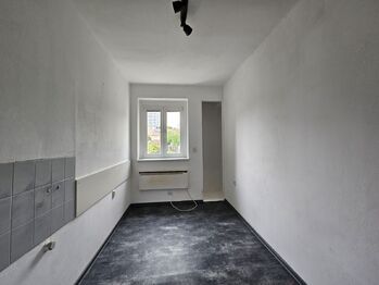 Prodej bytu 2+kk v družstevním vlastnictví 35 m², Praha 8 - Kobylisy