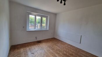 Prodej bytu 2+kk v družstevním vlastnictví 35 m², Praha 8 - Kobylisy