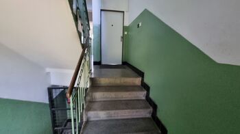 Prodej bytu 2+kk v družstevním vlastnictví 35 m², Praha 8 - Kobylisy