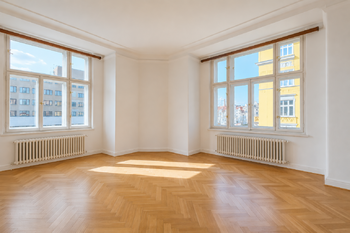 upraveno bez nábytku a koberce - Prodej bytu 4+1 v osobním vlastnictví 149 m², Praha 7 - Holešovice