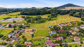 Prodej pozemku 1477 m², Brniště