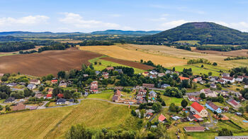 Prodej pozemku 1477 m², Brniště
