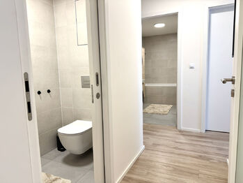Pronájem bytu 3+kk v osobním vlastnictví 70 m², Praha 8 - Libeň