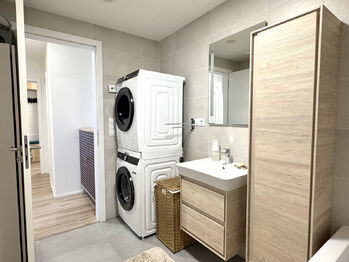 Pronájem bytu 3+kk v osobním vlastnictví 70 m², Praha 8 - Libeň