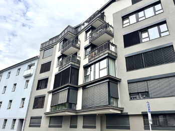 Pronájem bytu 3+kk v osobním vlastnictví 70 m², Praha 8 - Libeň