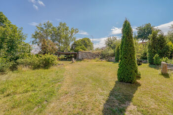 Prodej domu 323 m², Bochov