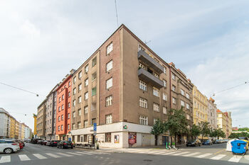 Prodej bytu 1+1 v družstevním vlastnictví 30 m², Praha 7 - Holešovice