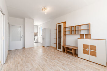 Pronájem bytu 2+kk v osobním vlastnictví 42 m², Praha 6 - Řepy