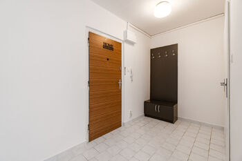 Pronájem bytu 2+kk v osobním vlastnictví 42 m², Praha 6 - Řepy
