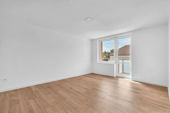 Prodej bytu 3+1 v osobním vlastnictví 78 m², Lužany