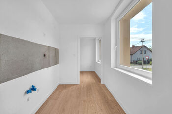 Prodej bytu 3+1 v osobním vlastnictví 78 m², Lužany