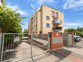 Pronájem bytu 3+1 v osobním vlastnictví 101 m², Praha 8 - Libeň