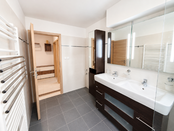 Pronájem bytu 3+1 v osobním vlastnictví 101 m², Praha 8 - Libeň