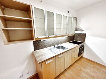 Kuchyňská linka - Prodej bytu 2+kk v osobním vlastnictví 47 m², Vestec