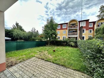 Prodej bytu 2+kk v osobním vlastnictví 47 m², Vestec