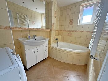 Pronájem bytu 3+1 v osobním vlastnictví 71 m², Heřmanův Městec
