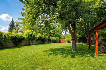 zahrada - soukromí - Prodej ubytovacího zařízení 500 m², Třinec