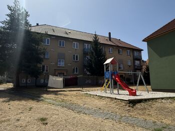 Bytový dům s relaxační zónou  - Prodej bytu 2+1 v osobním vlastnictví 52 m², Domažlice