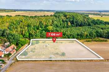 Prodej pozemku 7108 m², Liběchov