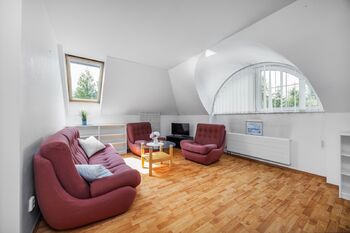 Pokoj patro - Prodej domu 190 m², Praha 4 - Šeberov
