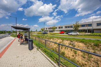 Škola - Prodej domu 190 m², Praha 4 - Šeberov