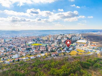 Prodej domu 249 m², Praha 8 - Kobylisy