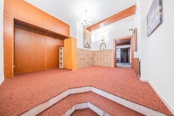 Prodej domu 249 m², Praha 8 - Kobylisy
