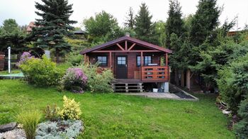 Prodej pozemku 958 m², Chbany