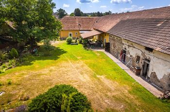 Prodej domu 250 m², Mišovice