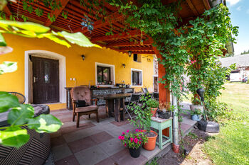 Prodej domu 250 m², Mišovice