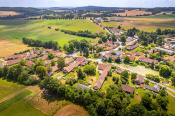 Prodej domu 250 m², Mišovice