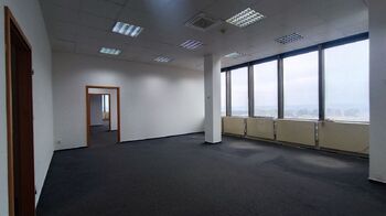 Pronájem kancelářských prostor 470 m², Praha 3 - Vinohrady