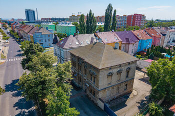 Prodej kancelářských prostor 400 m², Chomutov