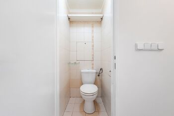 WC - Prodej bytu 3+1 v osobním vlastnictví 76 m², Praha 9 - Letňany