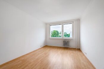 Pokoj 1 - Prodej bytu 3+1 v osobním vlastnictví 76 m², Praha 9 - Letňany