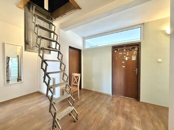 Prodej bytu 4+1 v osobním vlastnictví 104 m², Chomutov