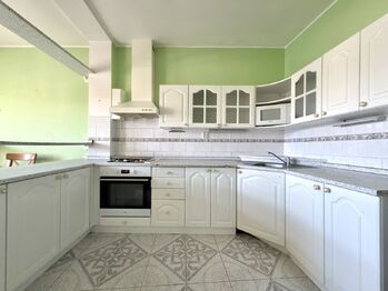Prodej bytu 4+1 v osobním vlastnictví 104 m², Chomutov