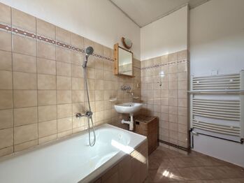 Prodej bytu 4+1 v osobním vlastnictví 104 m², Chomutov