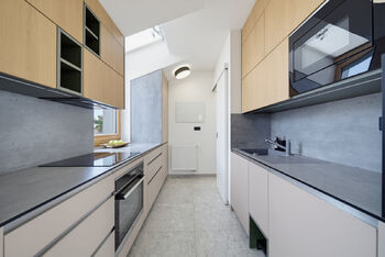 Prodej bytu 4+kk v osobním vlastnictví 138 m², Praha 10 - Dolní Měcholupy