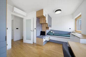 Prodej bytu 4+kk v osobním vlastnictví 138 m², Praha 10 - Dolní Měcholupy