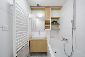 Prodej bytu 4+kk v osobním vlastnictví 138 m², Praha 10 - Dolní Měcholupy