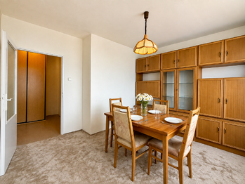 Pronájem bytu 3+1 v osobním vlastnictví 60 m², Praha 8 - Troja
