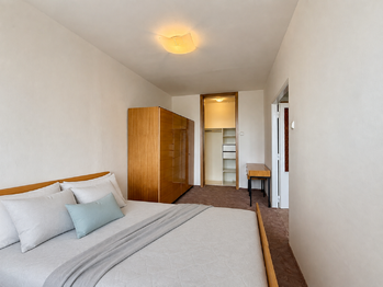 Pronájem bytu 3+1 v osobním vlastnictví 60 m², Praha 8 - Troja
