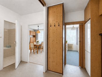 Pronájem bytu 3+1 v osobním vlastnictví 60 m², Praha 8 - Troja