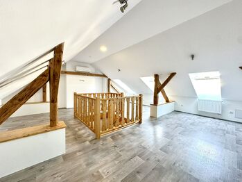 Pronájem bytu atypický v osobním vlastnictví 62 m², Vsetín